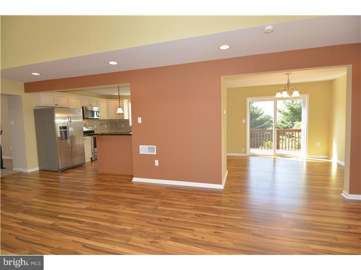 6 Hawthorne Road Reading, PA 19609 - Photo 3 of 23 Gallery Image 3