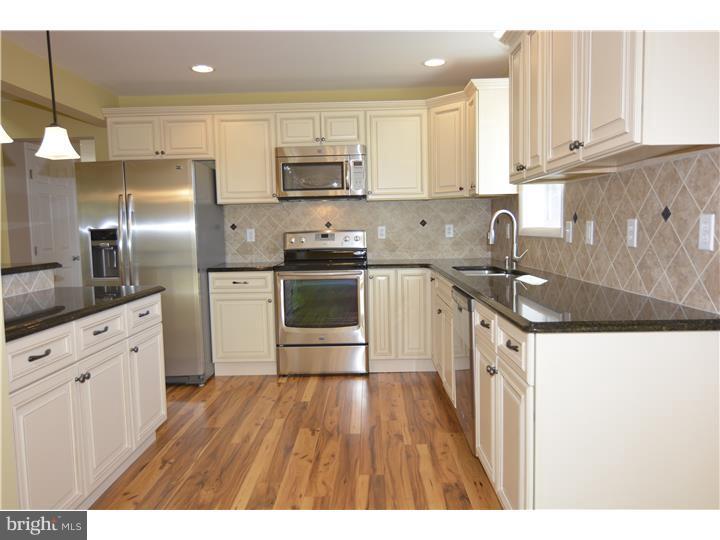 6 Hawthorne Road Reading, PA 19609 - Photo 4 of 23 Gallery Image 4