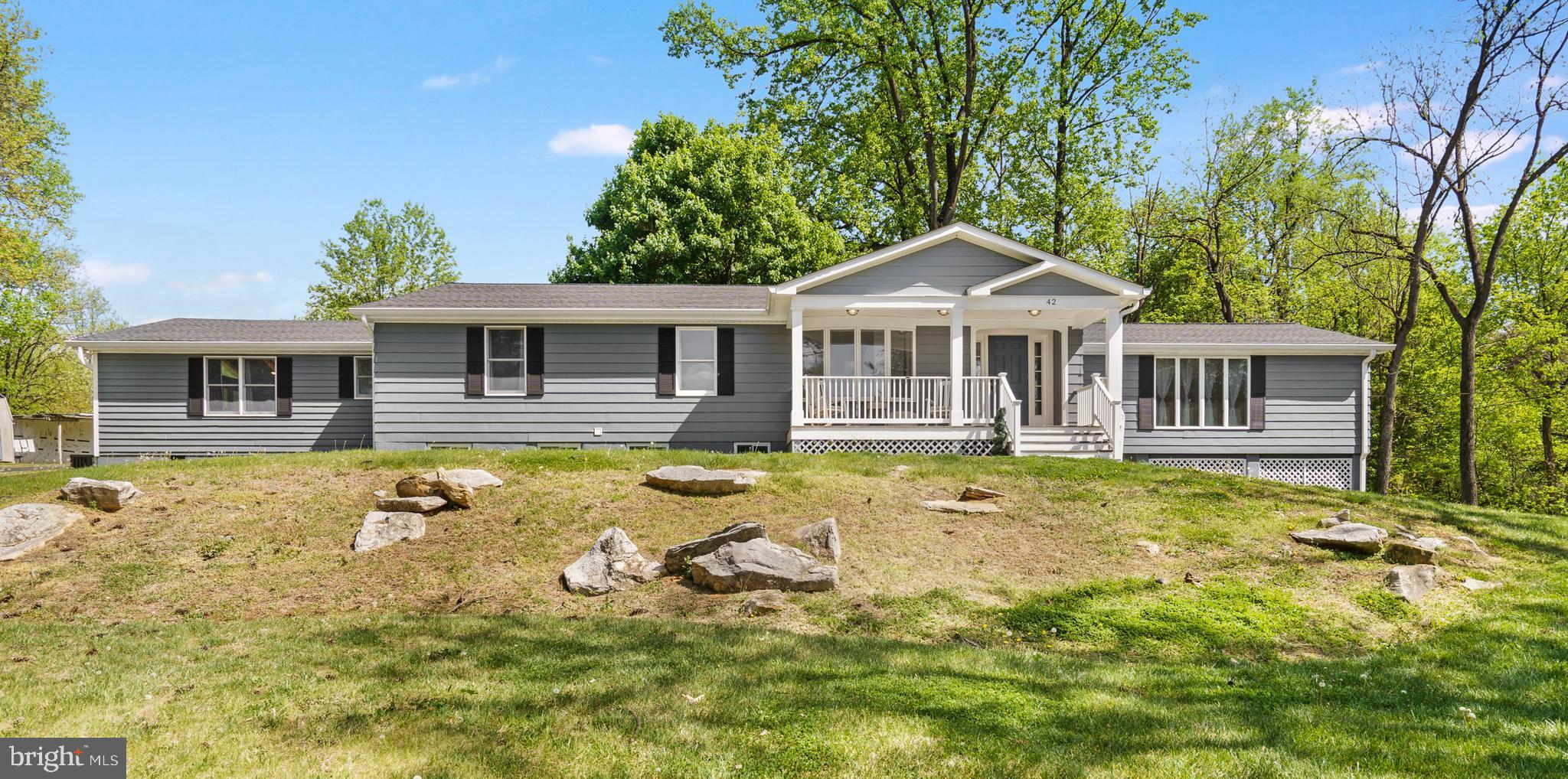 42 Together Drive Inwood, WV 25428 - Photo 4 of 51