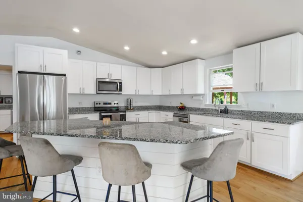 $629,900 | 42 Together Drive, Inwood, WV 25428