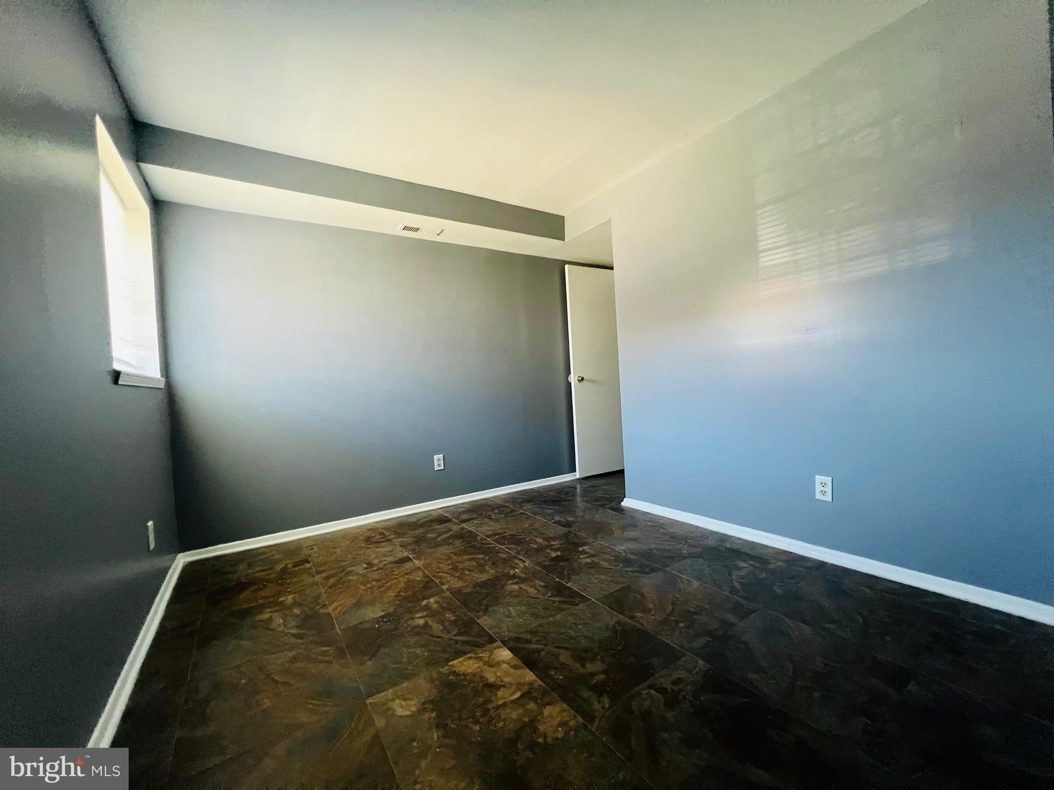 1808 North Spring Street Baltimore, MD 21213 - Photo 20 of 24 a view of room