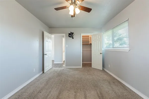 $2,650 | 442 Pompano Street, Bayou Vista, TX 77563