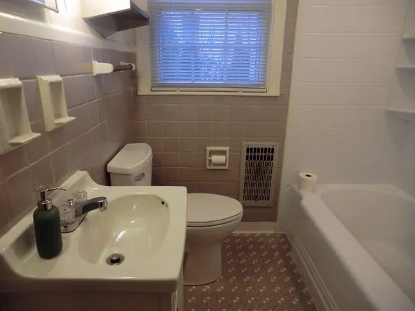$2,350 | 836 Hillwood Boulevard, Nashville, TN 37209