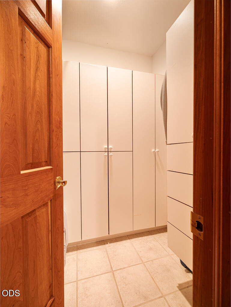 11707 Kestrel Road Klamath Falls, OR 97601 - Photo 21 of 65