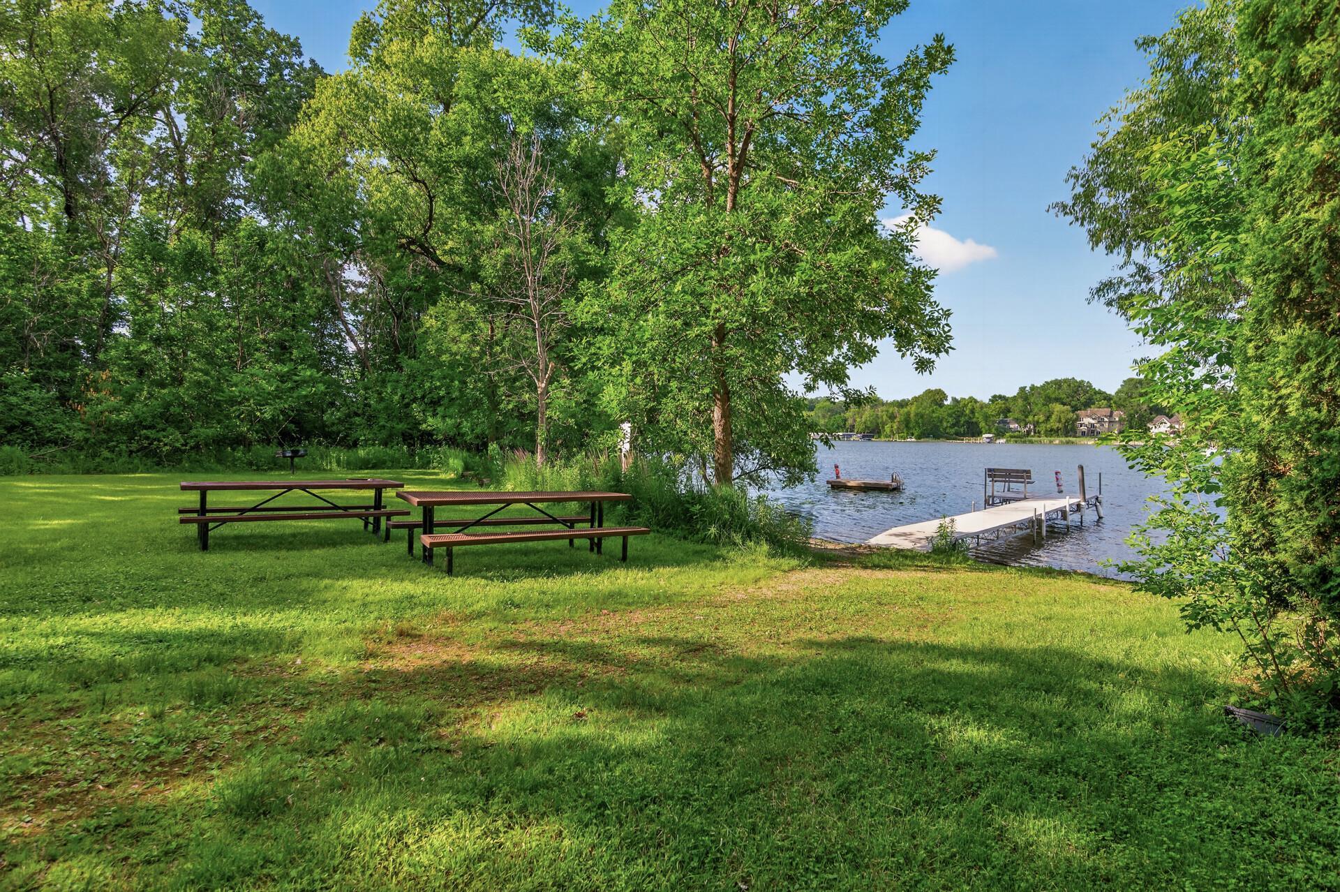 381 Del Rio Drive Chanhassen, MN 55317 - Photo 94 of 97