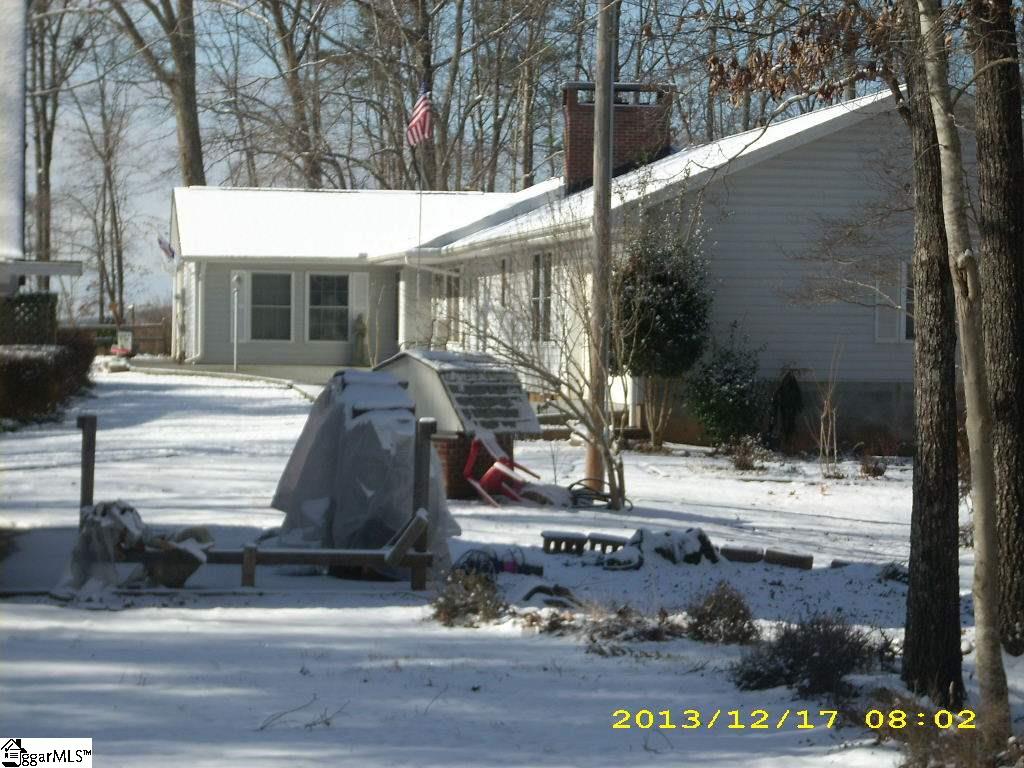 207 Cold Springs Church Road Pickens, SC 29671 - Photo 3 of 25