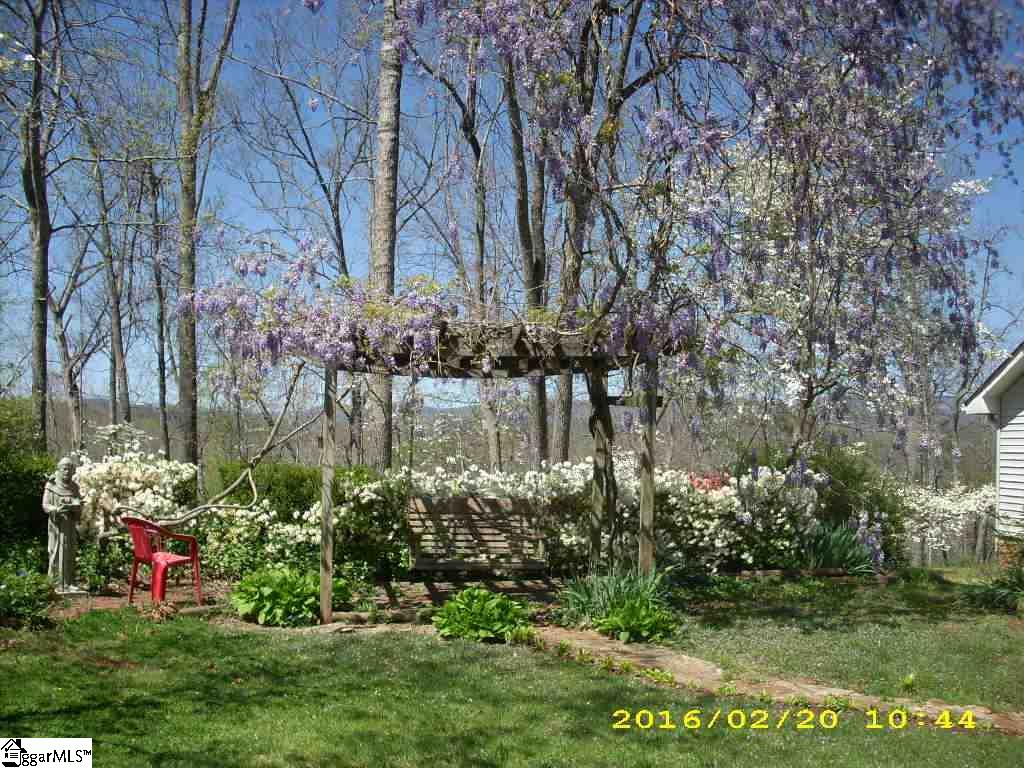 207 Cold Springs Church Road Pickens, SC 29671 - Photo 8 of 25