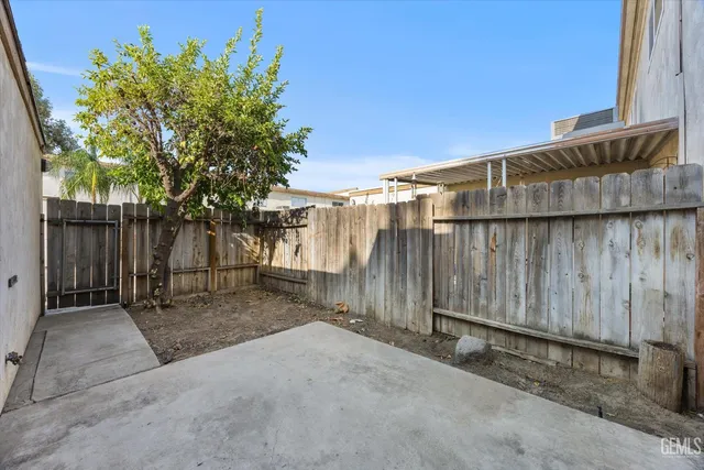 a backyard of a house