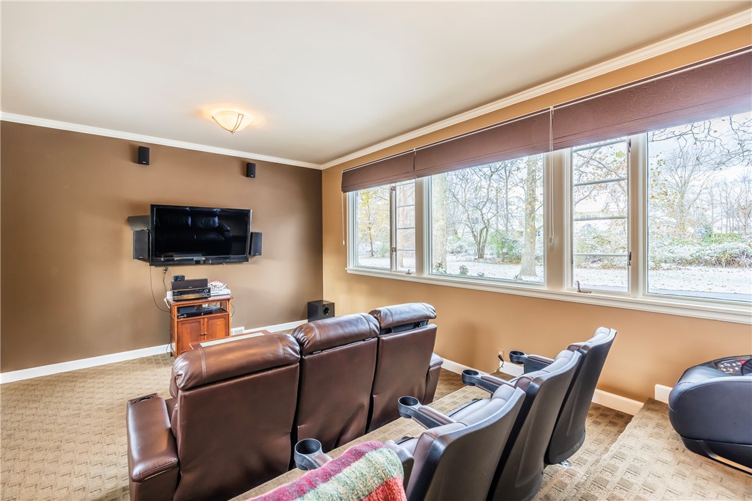 1640 Scribner Road Penfield, NY 14526 - Photo 13 of 43