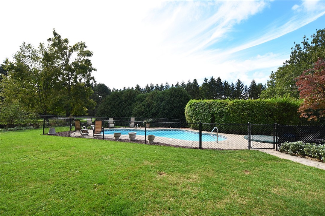 1640 Scribner Road Penfield, NY 14526 - Photo 36 of 43