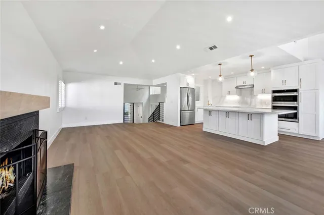 $6,700 | 804 Gardenia Way, Corona del Mar, CA 92625