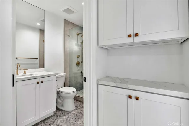 $6,700 | 804 Gardenia Way, Corona del Mar, CA 92625