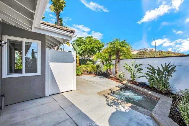 $6,700 | 804 Gardenia Way, Corona del Mar, CA 92625