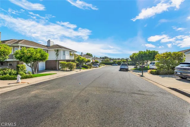 $6,700 | 804 Gardenia Way, Corona del Mar, CA 92625