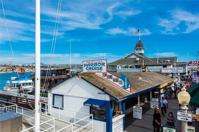 $6,700 | 804 Gardenia Way, Corona del Mar, CA 92625