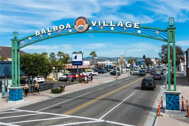 $6,700 | 804 Gardenia Way, Corona del Mar, CA 92625