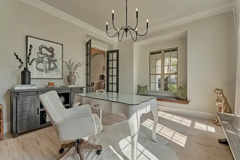 $1,185,000 | 134 Monterrey Bend, Montgomery, TX 77316