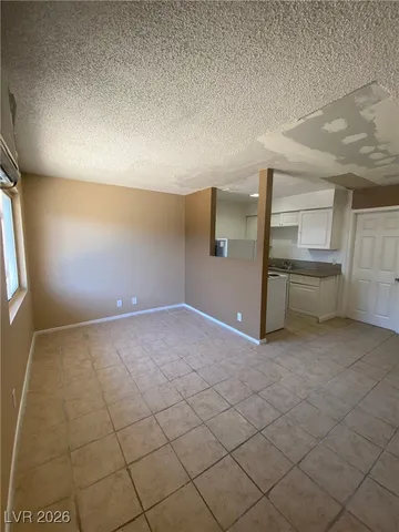 $850 | 236 West Philadelphia Avenue, Unit 4, Las Vegas, NV 89102