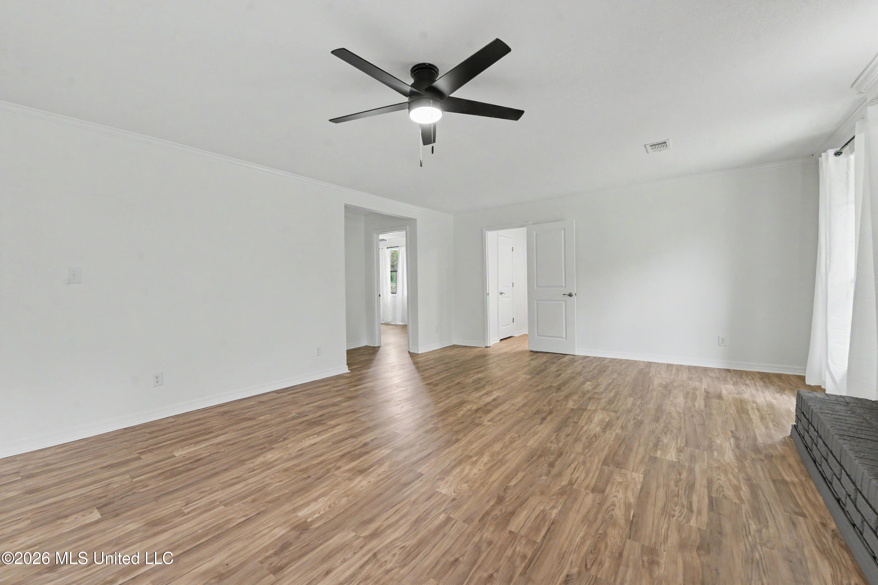 11929 Patrick Henry Street Moss Point, MS 39562 - Photo 20 of 27 Family Room