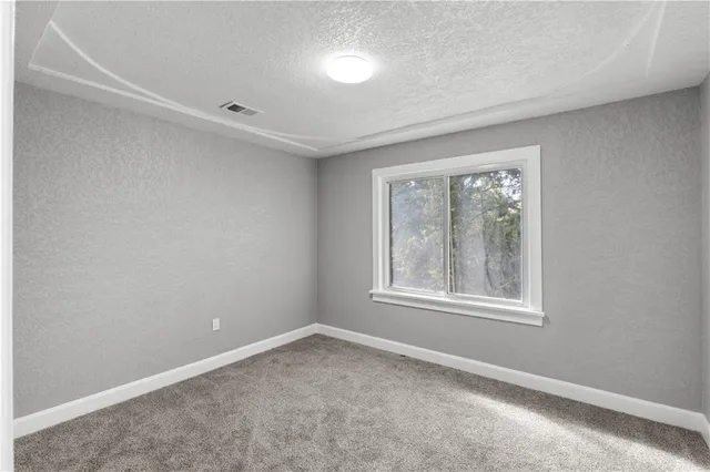 $225,000 | 620 South Huttig Avenue, Independence, MO 64053