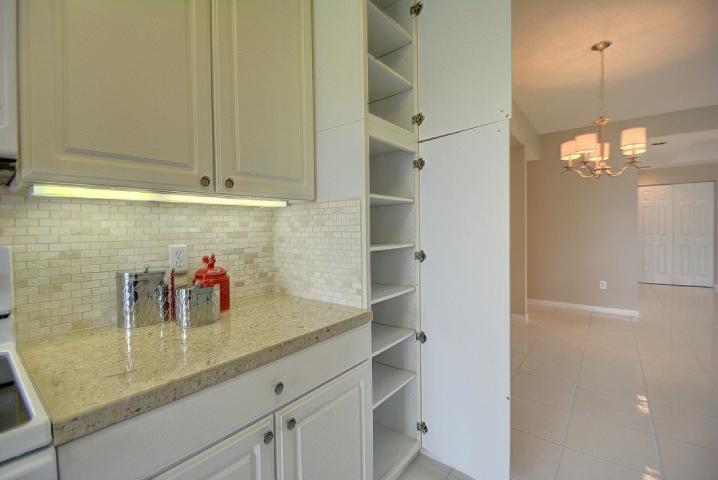 17051 Emile Street, Unit 4 Boca Raton, FL 33487 - Photo 13 of 29 Kitchen