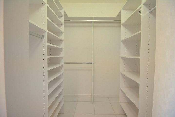 17051 Emile Street, Unit 4 Boca Raton, FL 33487 - Photo 22 of 29 Master closet