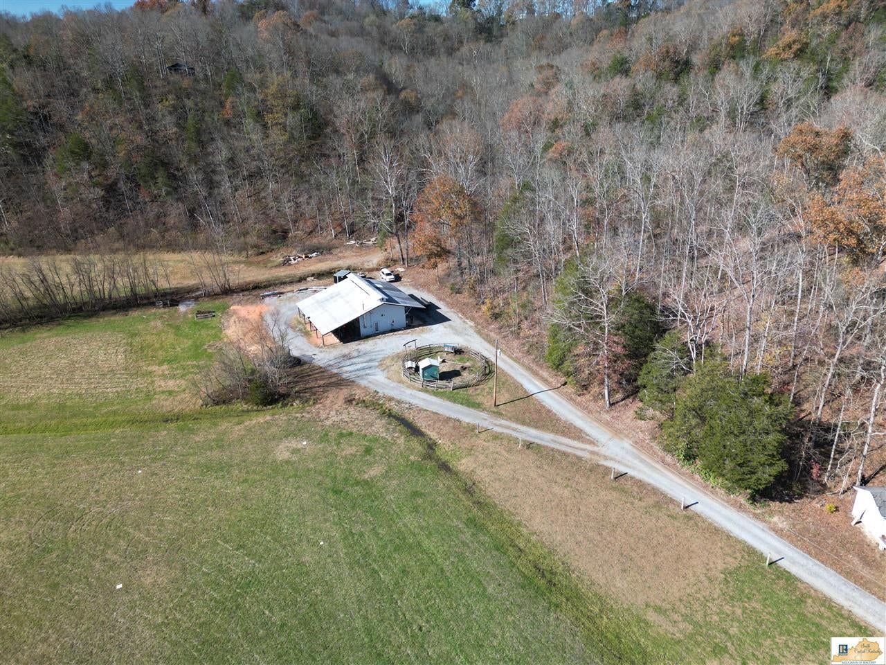 251 Crocus View Road Glens Fork, KY 42741 - Photo 18 of 54 Gallery Image 18