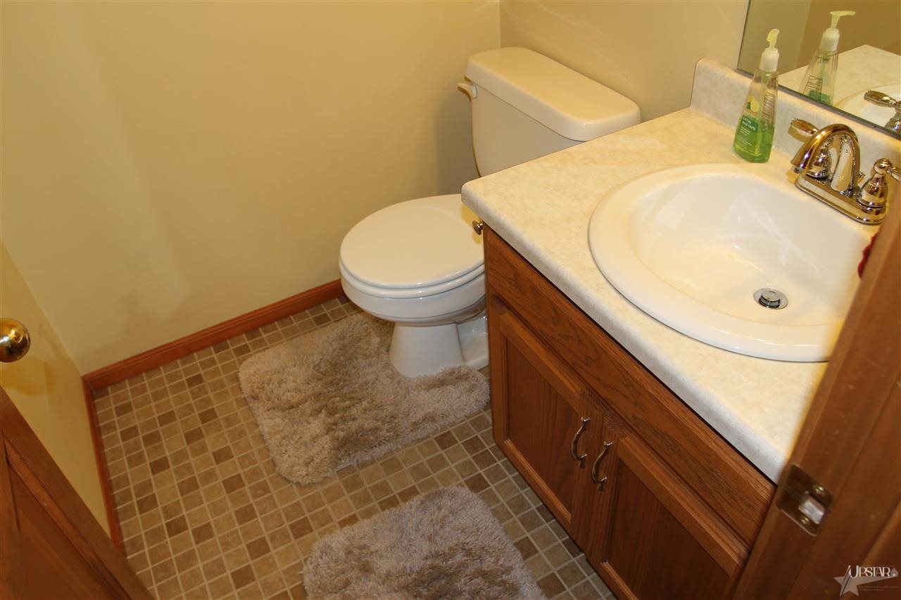 5115 Holly Oak Road Fort Wayne, IN 46845 - Photo 17 of 27 Gallery Image 17