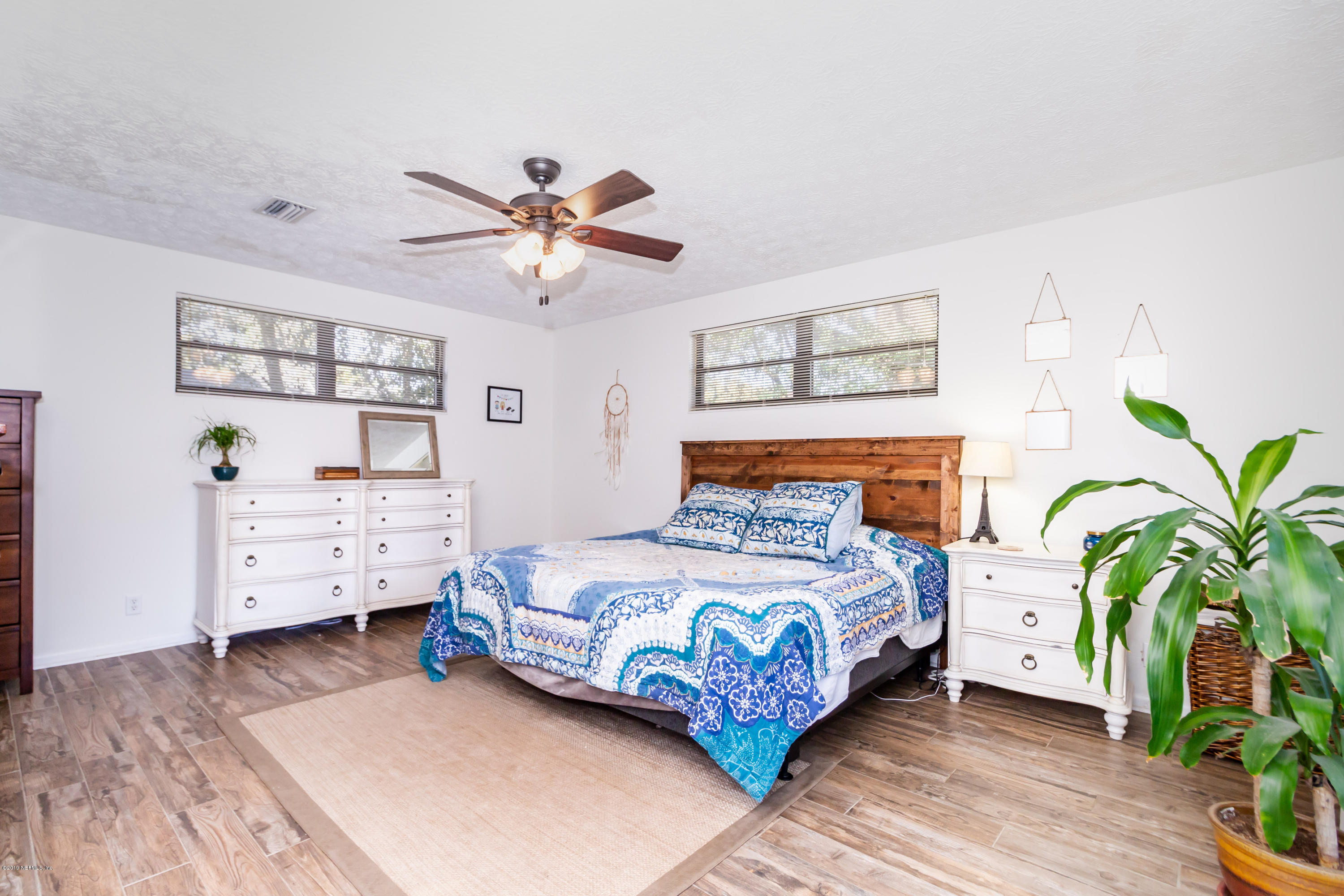 1333 San Amaro Road Jacksonville, FL 32207 - Photo 25 of 31 Master Bedroom View 2
