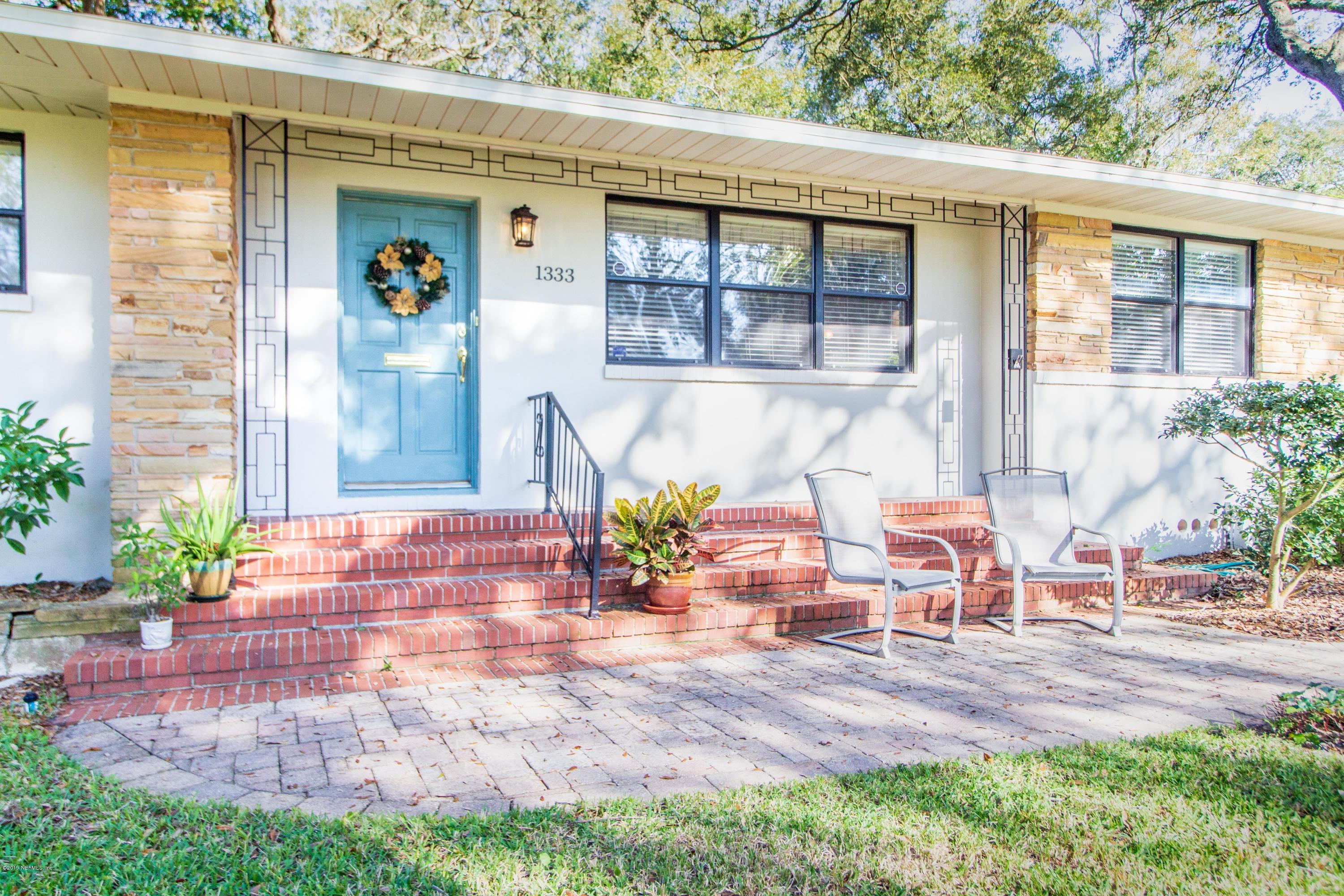 1333 San Amaro Road Jacksonville, FL 32207 - Photo 4 of 31 Entrance View 1
