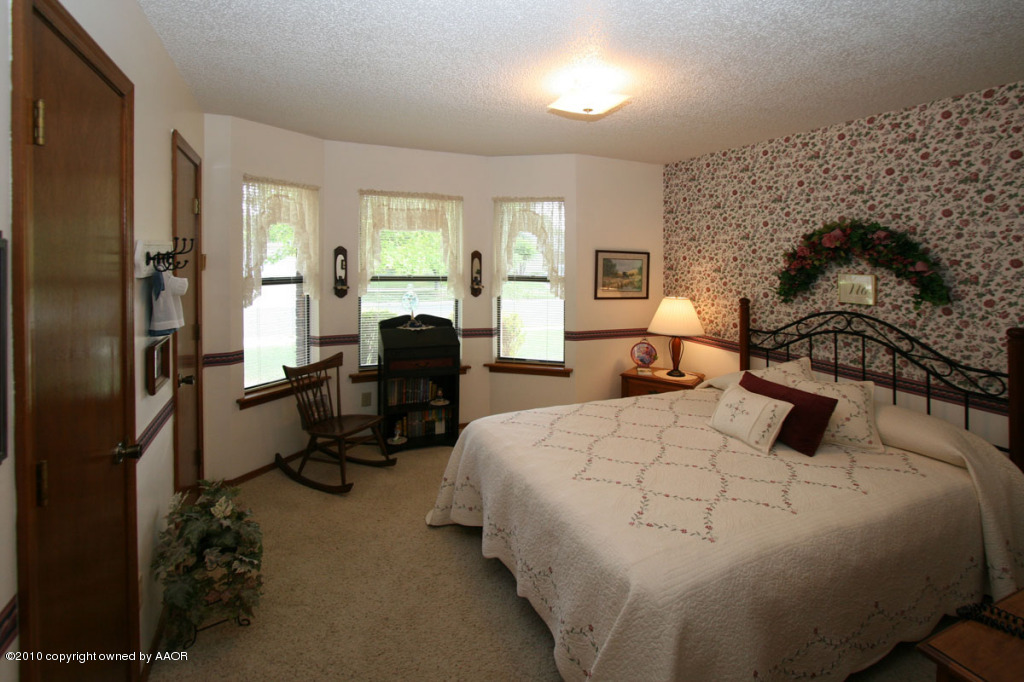 6809 Rochelle Lane Amarillo, TX 79109 - Photo 8 of 14 bedroom 2