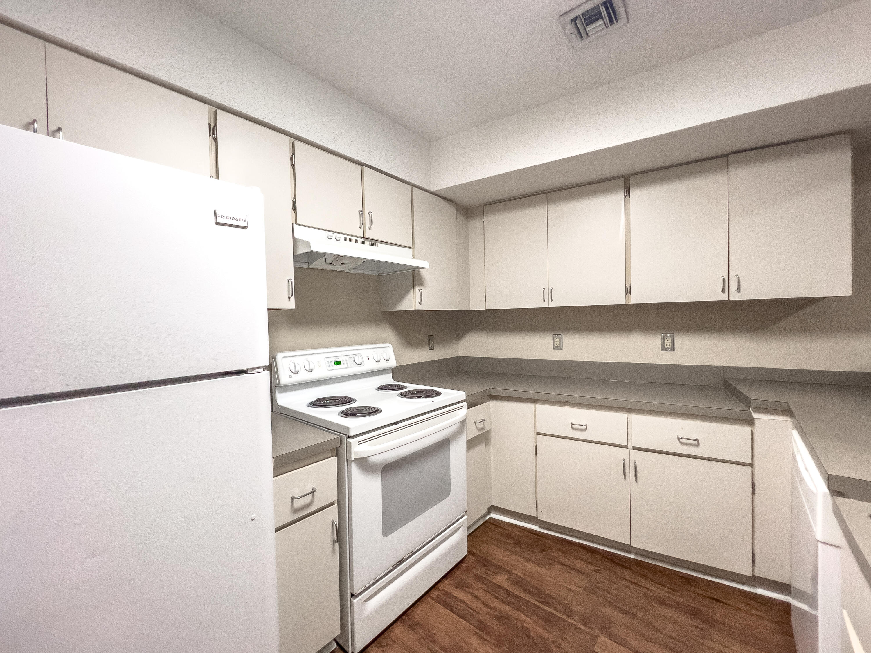151 Calhoun Street, Unit G Charleston, SC 29401 - Photo 6 of 14