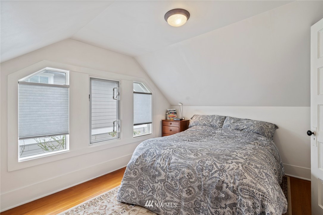 346 North 71st Street Seattle, WA 98103 - Photo 22 of 36 Gallery Image 22