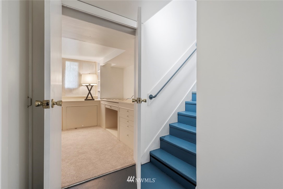 346 North 71st Street Seattle, WA 98103 - Photo 23 of 36 Gallery Image 23