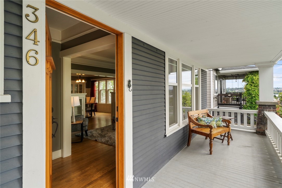 346 North 71st Street Seattle, WA 98103 - Photo 4 of 36 Gallery Image 4