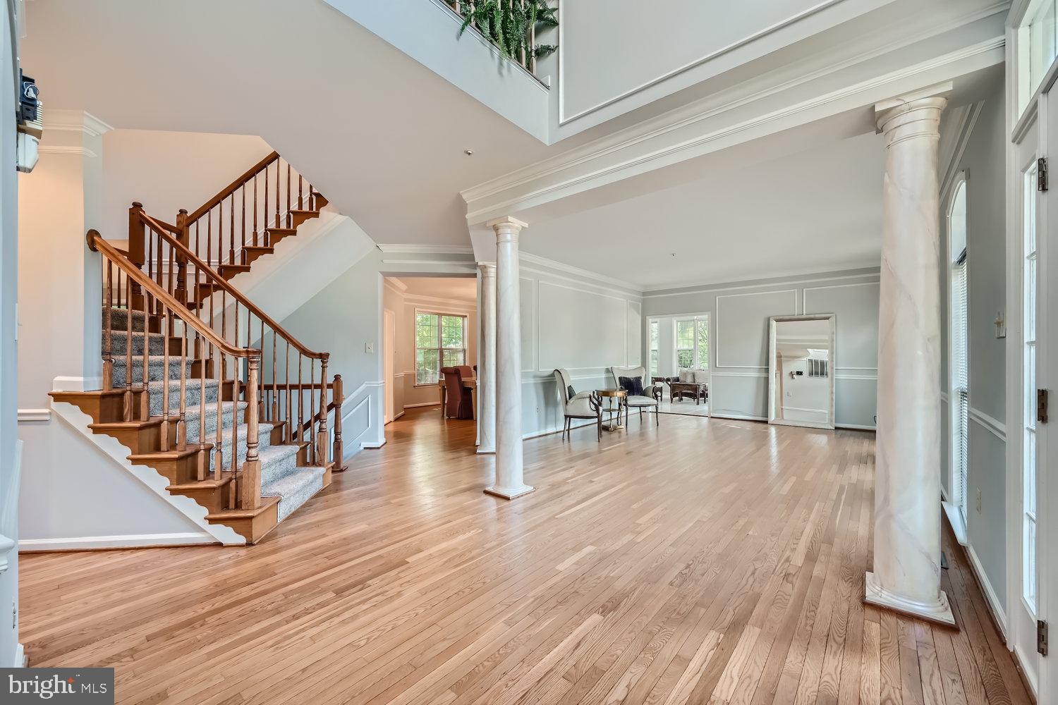 3205 Dunwood Ridge Terrace Bowie, MD 20721 - Photo 2 of 52 Living Room | Decorative Columns