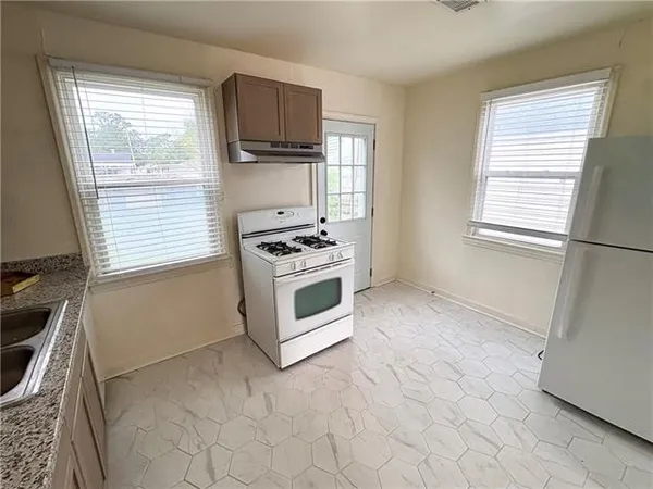 $1,650 | 1927 Kentucky Avenue, Kenner, LA 70062