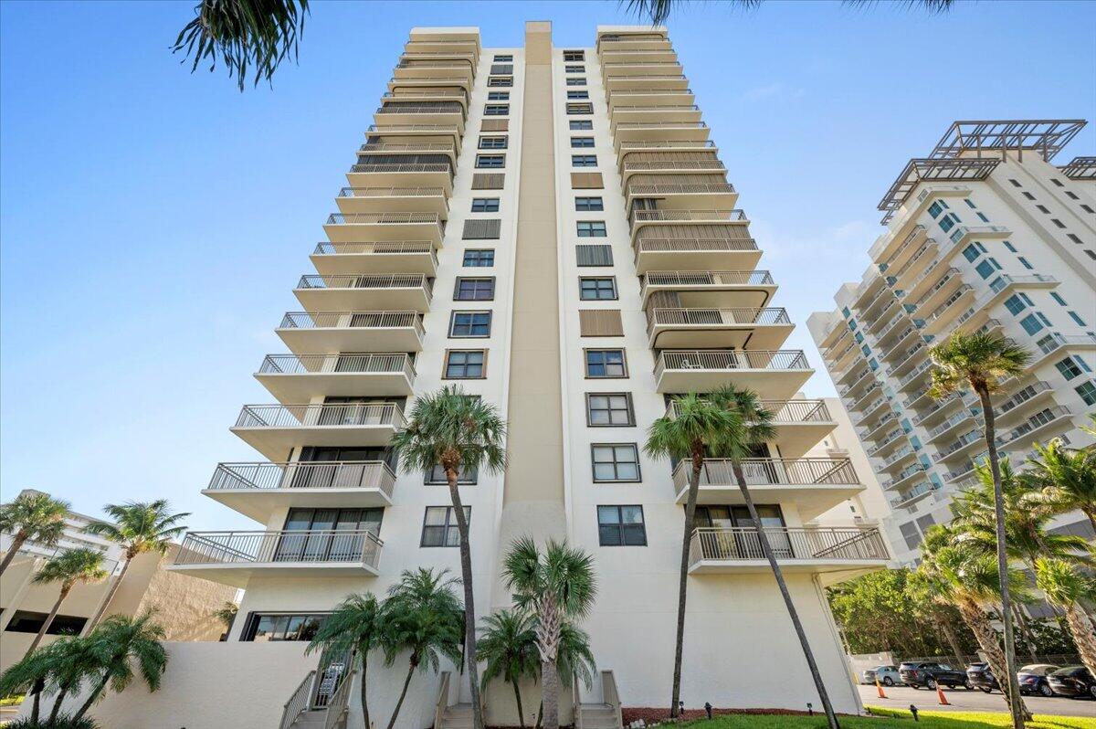 3400 North Ocean Drive, Unit 1806 Singer Island, FL 33404 - Photo 36 of 55 40-LUX0424