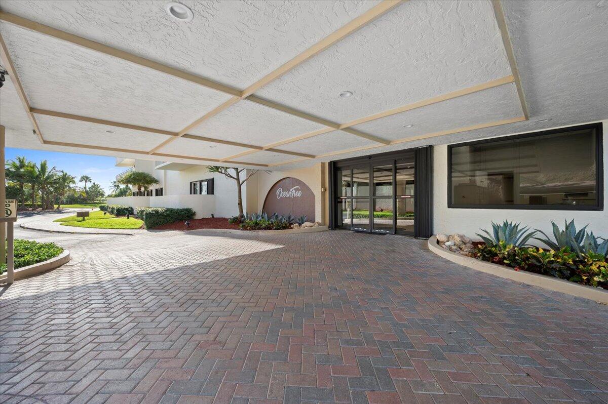 3400 North Ocean Drive, Unit 1806 Singer Island, FL 33404 - Photo 37 of 55 41-LUX0444