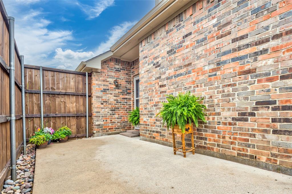 465 Ridge Meade Drive Lewisville, TX 75067 - Photo 33 of 38