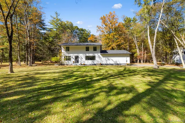 a house view with a outdoor space
