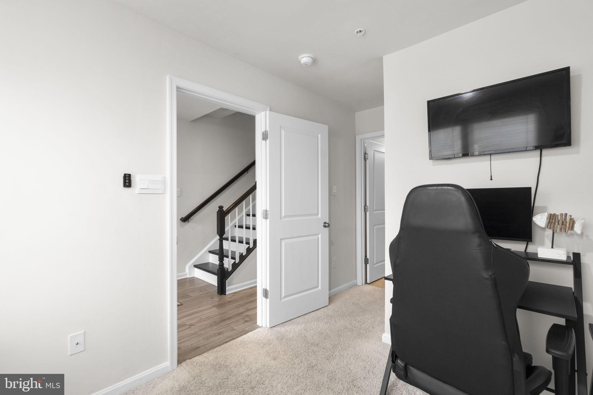 417 Union Street Frederick, MD 21701 - Photo 28 of 35 Modern workspace with inviting access.