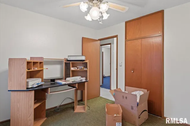 $180,000 | 5 Churchill Drive, Chatham, IL 62629