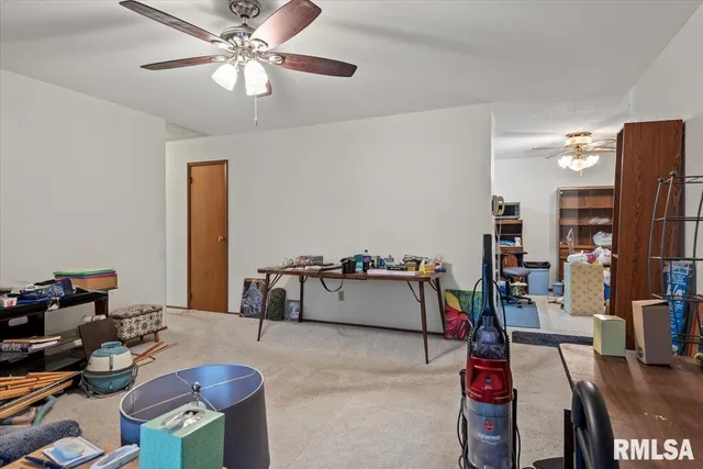 $180,000 | 5 Churchill Drive, Chatham, IL 62629