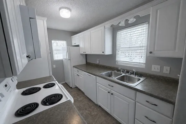 $249,900 | 1630 14th Street South, Fargo, ND 58103