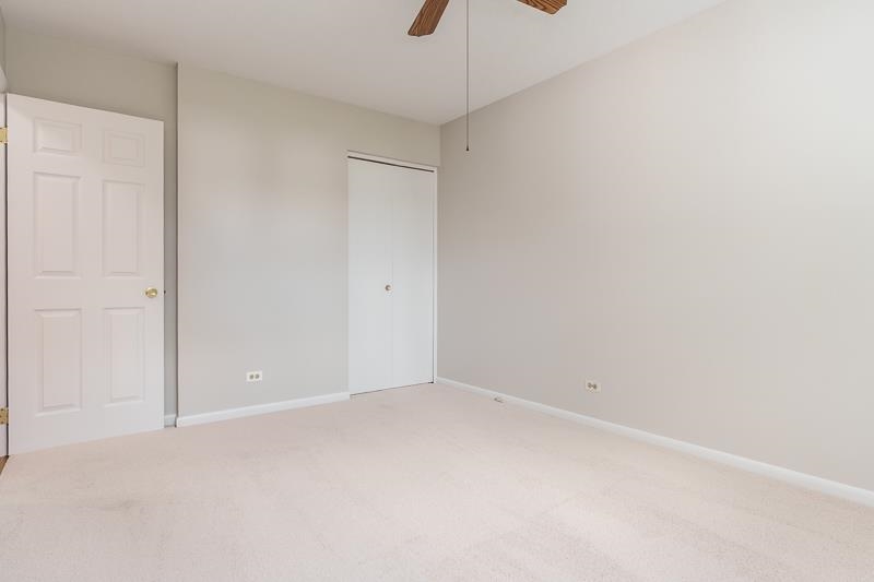 7924 Westview Lane Woodridge, IL 60517 - Photo 22 of 40 wooden floor in an empty room