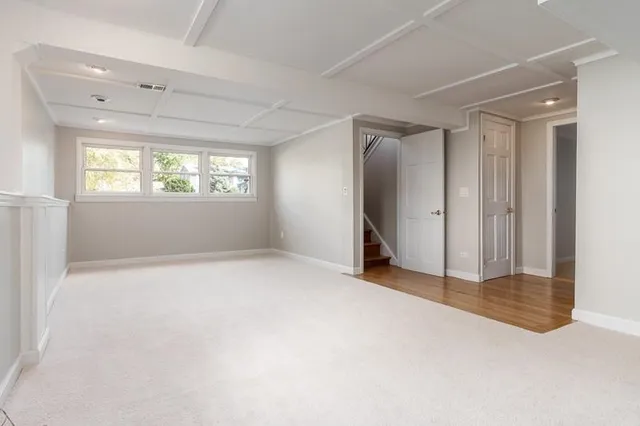 $405,000 | 7924 Westview Lane, Woodridge, IL 60517