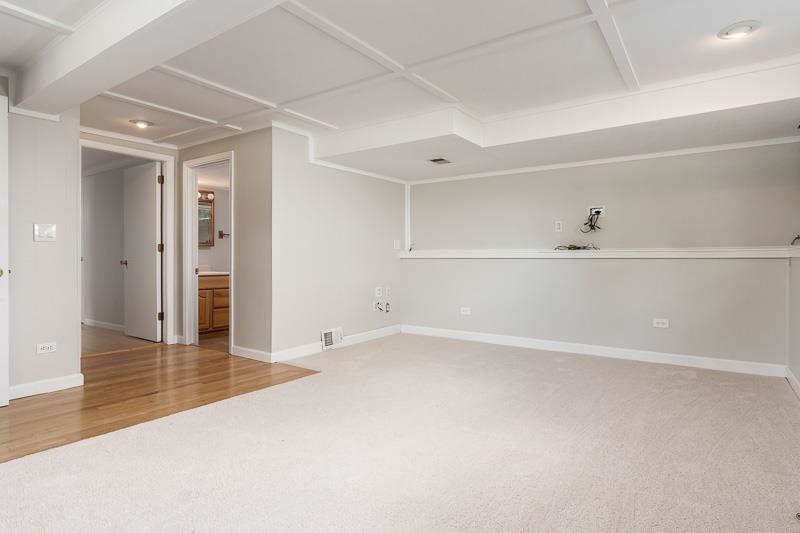 7924 Westview Lane Woodridge, IL 60517 - Photo 31 of 40 a view of an empty room