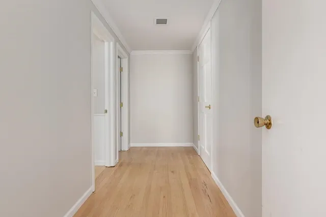 $405,000 | 7924 Westview Lane, Woodridge, IL 60517