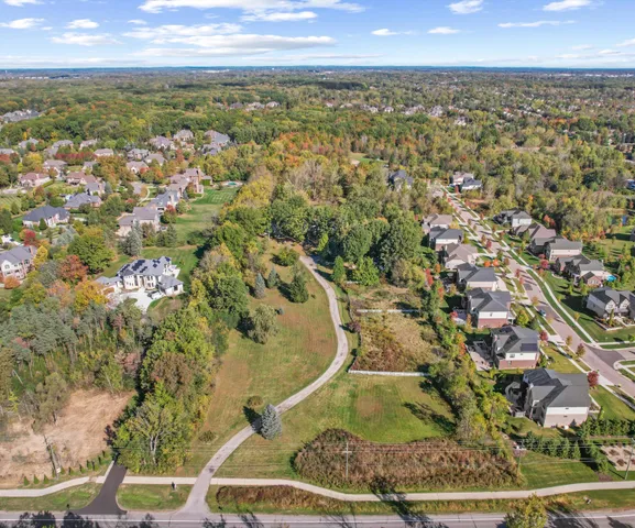 $999,900 | 48000 Eight Mile Road, Northville, MI 48167